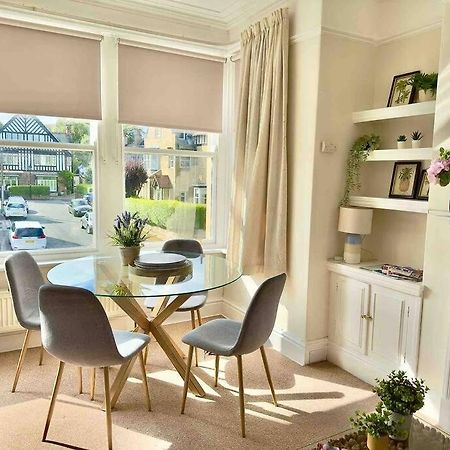 Spacious & Bright 3 Bed Harrogate Apartment 외부 사진