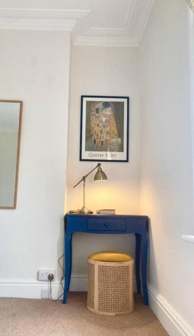 Spacious & Bright 3 Bed Harrogate Apartment 외부 사진